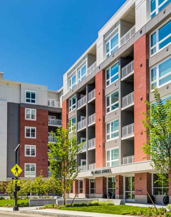 Union & West Upscale Apartments in Walpole, MA